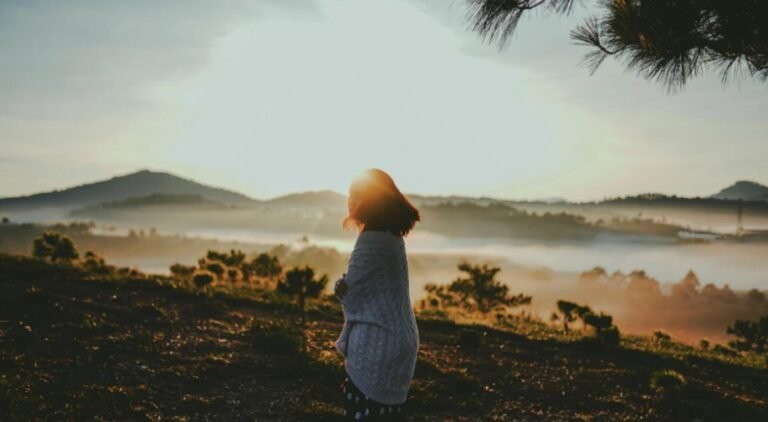 How to Live With Less Without Feeling Restricted