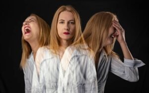 Common Signs of Emotional Exhaustion That Are Easy to Miss