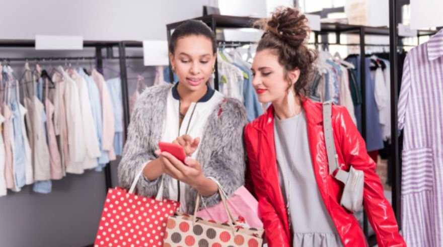How to Stop Buying Things You Do Not Need With a Pause Rule
