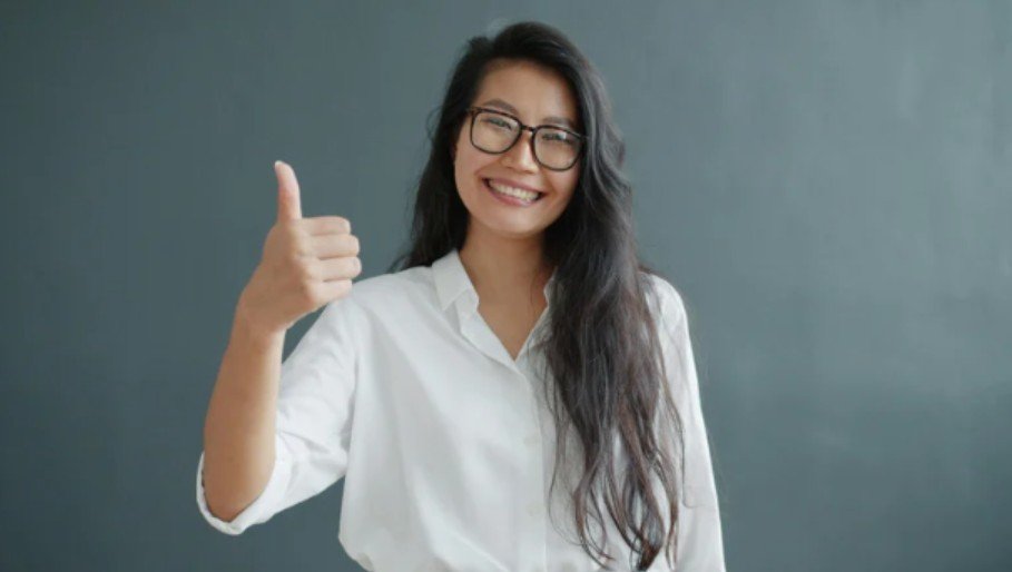 Use Body Language That Supports Calm Communication